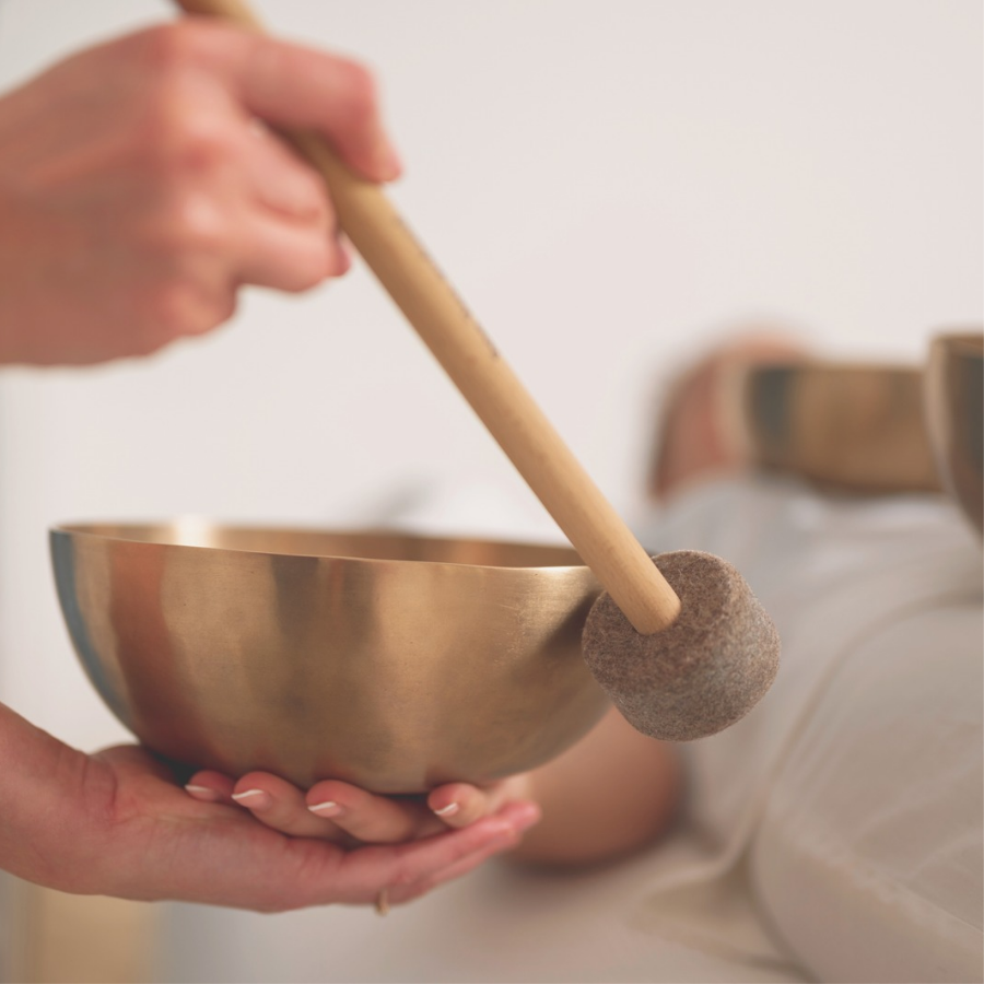 Ansiksmassage med Sound Healing
