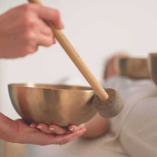 Ansiksmassage med Sound Healing